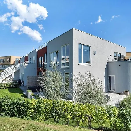 Modern House With High Standard - Close To & The