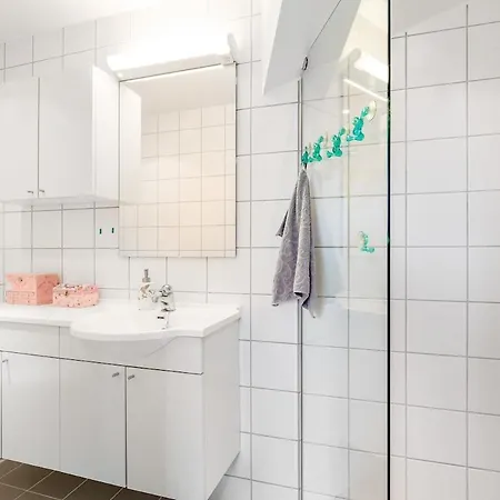 Modern House With High Standard - Close To & The Vakantiehuis *