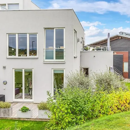 Modern House With High Standard - Close To & The