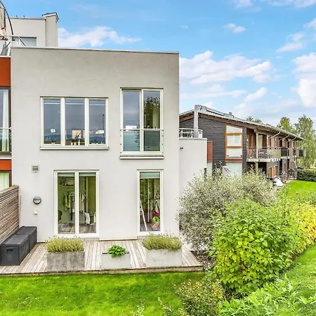 Vakantiehuis Modern House With High Standard - Close To & The Fornebu